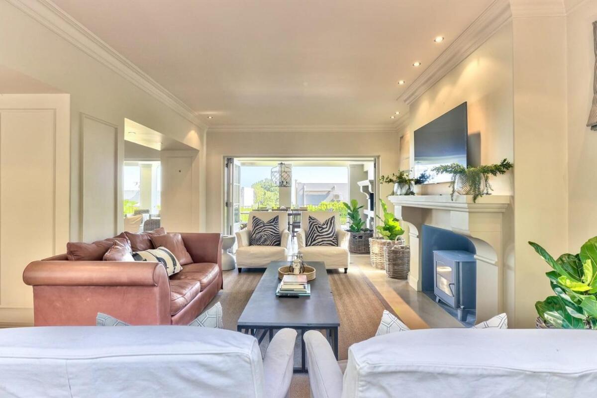Lush Family Home In Prestigious Area Kapstadt Exterior foto