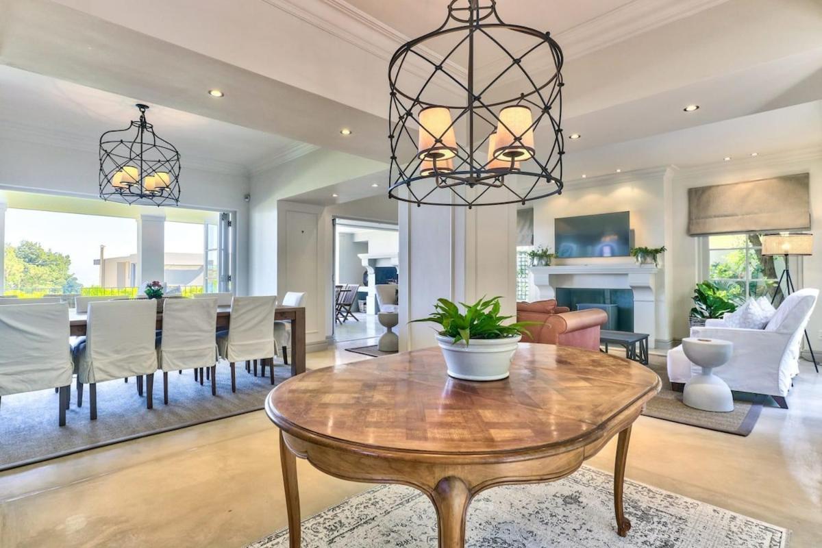 Lush Family Home In Prestigious Area Kapstadt Exterior foto