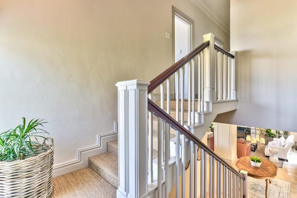 Lush Family Home In Prestigious Area Kapstadt Exterior foto